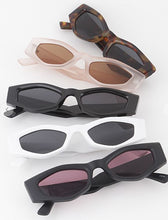 Load image into Gallery viewer, Nicole Sunnies
