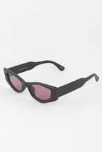 Load image into Gallery viewer, Nicole Sunnies
