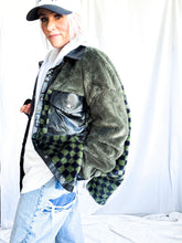 Load image into Gallery viewer, quick baddie jacket

