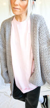 Load image into Gallery viewer, Liz Chunky Cardi
