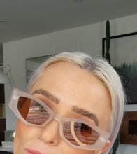 Load image into Gallery viewer, Nicole Sunnies

