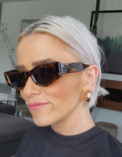 Load image into Gallery viewer, Nicole Sunnies
