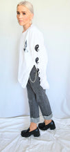 Load image into Gallery viewer, Ying Yang Longsleeve
