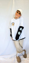 Load image into Gallery viewer, Daisy Longsleeve
