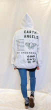 Load image into Gallery viewer, Outside GD Hoodie

