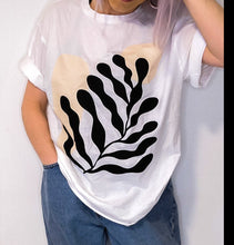 Load image into Gallery viewer, Foliage Abstract Tee
